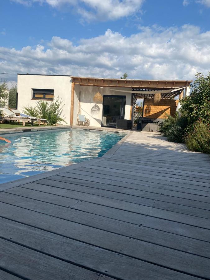לינה וארוחת בוקר נים Le Pool House מראה חיצוני תמונה